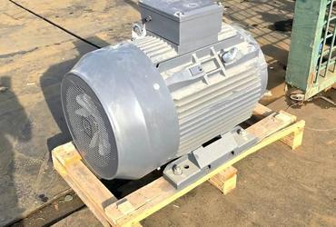 Three-phase motor Simotop / Techtop T3CR 280M-4 / 90 kW / 1480 rpm