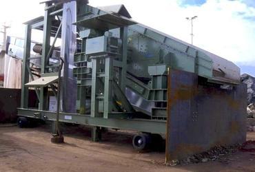 Mobile screening plant with trailer Spaleck SEWU 2400 x 5000