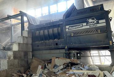 2 pieces stationary single shaft shredder Doppstadt DW 2560 E1